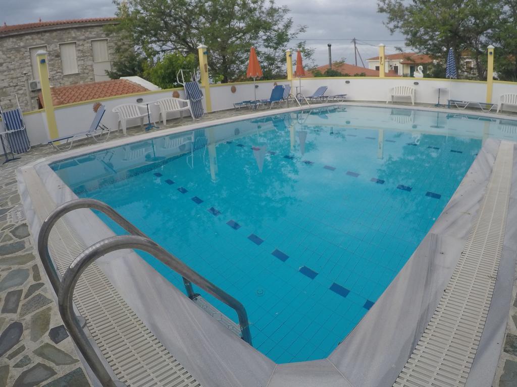 Apartments Zafiria Ágios Konstantínos 외부 사진